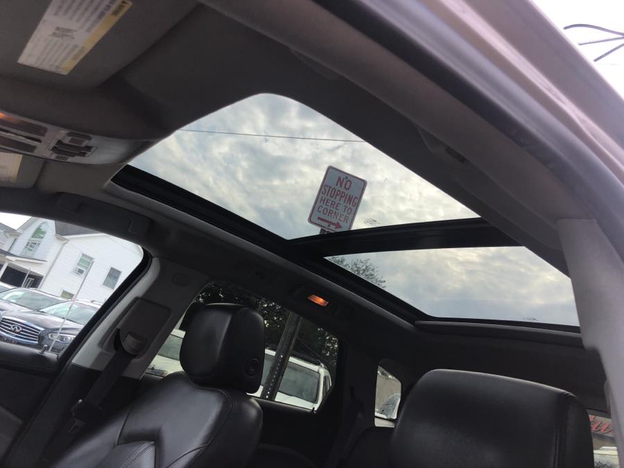 Used Cadillac SRX FWD 4dr Luxury Collection 2011 | Signature Auto Sales. Franklin Square, New York Used Cadillac SRX FWD 4dr Luxury Collection 2011 | Signature Auto Sales. Franklin Square, New York