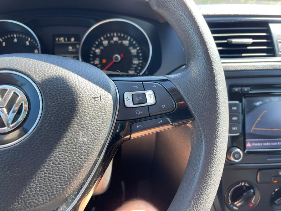 2015 Volkswagen Jetta Sedan 4dr Auto 2.0L S, available for sale in Merrimack, New Hampshire | Merrimack Autosport. Merrimack, New Hampshire 2015 Volkswagen Jetta Sedan 4dr Auto 2.0L S, available for sale in Merrimack, New Hampshire | Merrimack Autosport. Merrimack, New Hampshire