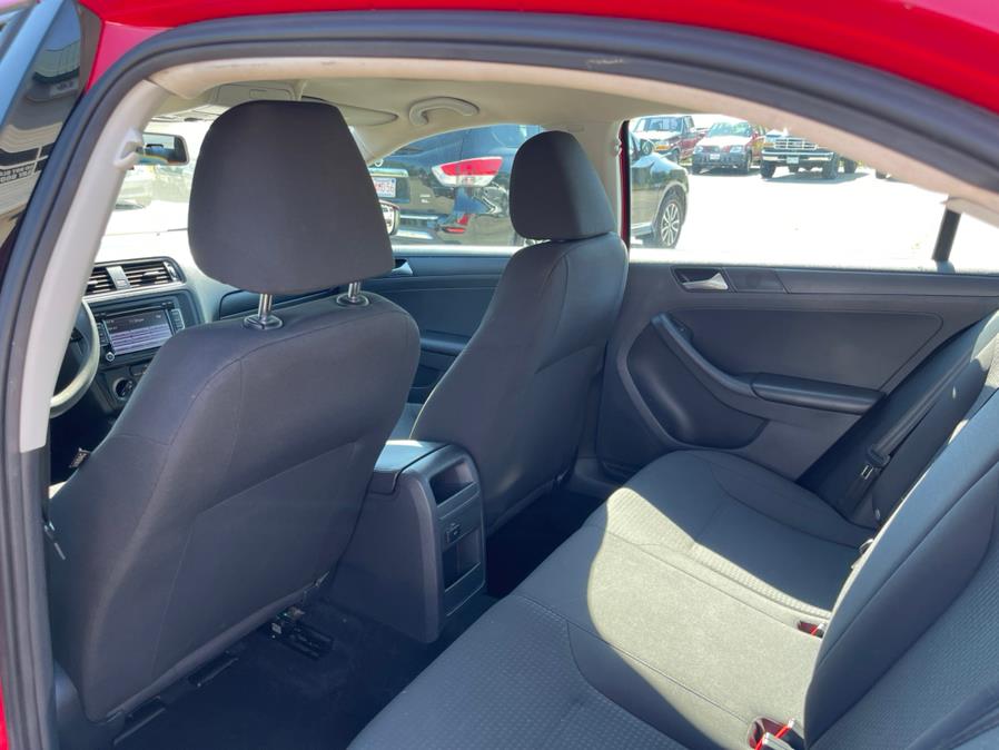 2015 Volkswagen Jetta Sedan 4dr Auto 2.0L S, available for sale in Merrimack, New Hampshire | Merrimack Autosport. Merrimack, New Hampshire 2015 Volkswagen Jetta Sedan 4dr Auto 2.0L S, available for sale in Merrimack, New Hampshire | Merrimack Autosport. Merrimack, New Hampshire