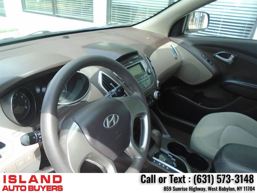 Used Hyundai Tucson GL 4dr SUV 2011 | Island Auto Buyers. West Babylon, New York Used Hyundai Tucson GL 4dr SUV 2011 | Island Auto Buyers. West Babylon, New York