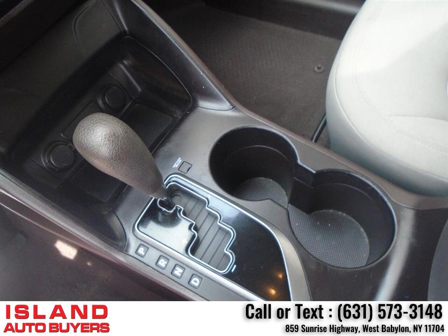 Used Hyundai Tucson GL 4dr SUV 2011 | Island Auto Buyers. West Babylon, New York Used Hyundai Tucson GL 4dr SUV 2011 | Island Auto Buyers. West Babylon, New York