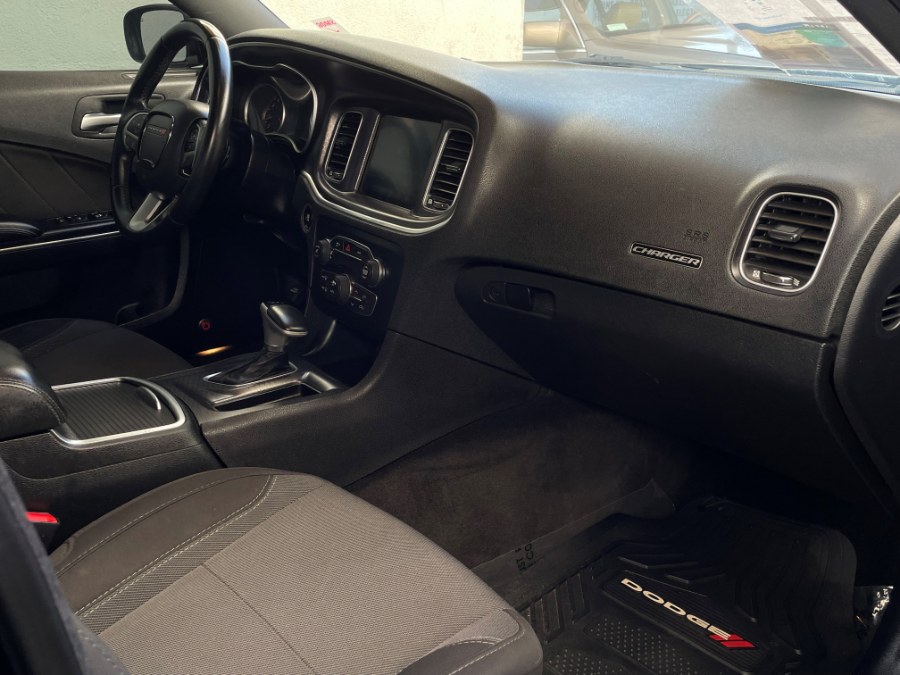 Used Dodge Charger 4dr Sdn SXT RWD 2016 | Green Light Auto. Corona, California Used Dodge Charger 4dr Sdn SXT RWD 2016 | Green Light Auto. Corona, California
