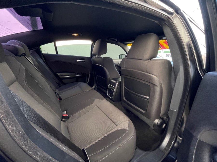 Used Dodge Charger 4dr Sdn SXT RWD 2016 | Green Light Auto. Corona, California Used Dodge Charger 4dr Sdn SXT RWD 2016 | Green Light Auto. Corona, California
