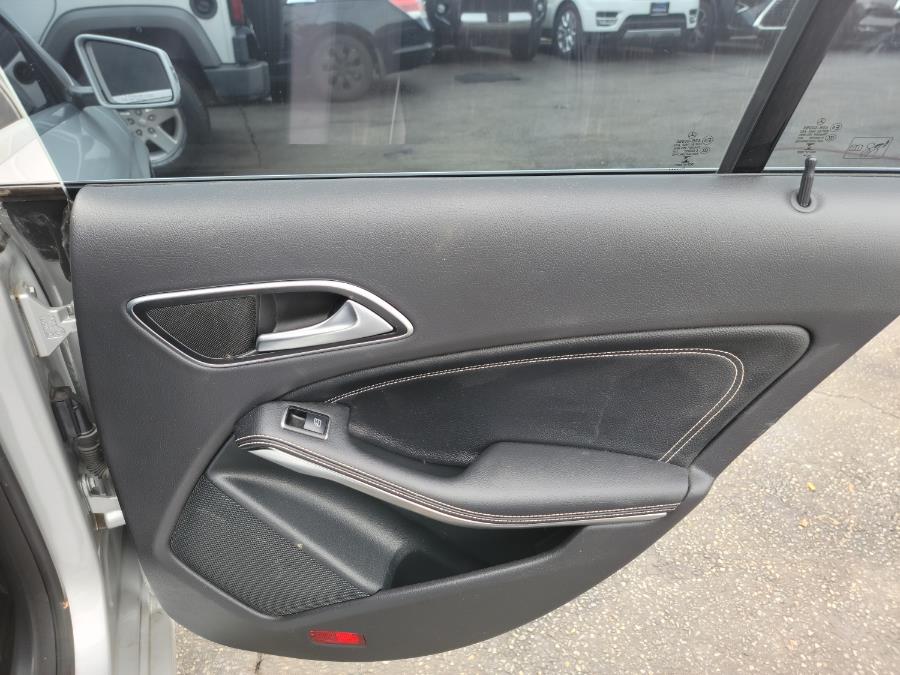 Used Mercedes-Benz CLA-Class 4dr Sdn CLA250 4MATIC 2014 | Eugen's Auto Sales & Repairs. Philadelphia, Pennsylvania Used Mercedes-Benz CLA-Class 4dr Sdn CLA250 4MATIC 2014 | Eugen's Auto Sales & Repairs. Philadelphia, Pennsylvania