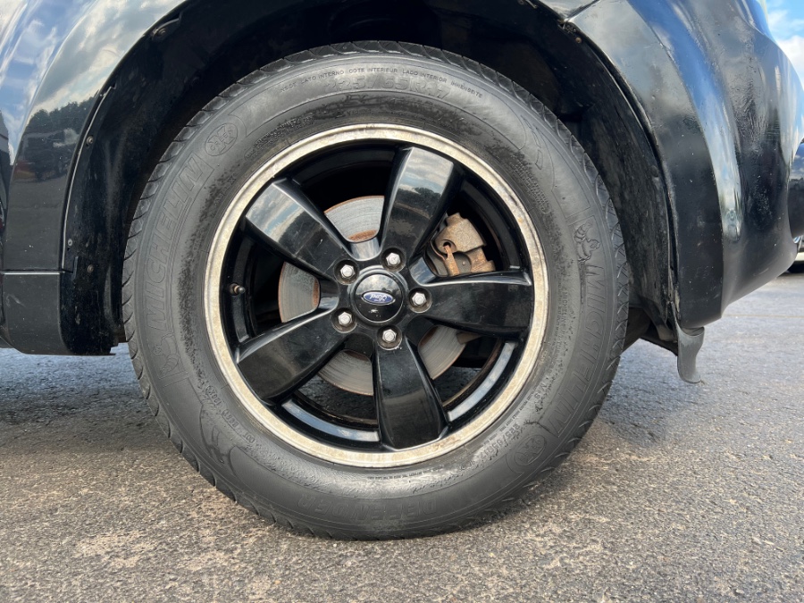 Used Ford Escape 4WD 4dr V6 Auto XLT 2009 | Marsh Auto Sales LLC. Ortonville, Michigan Used Ford Escape 4WD 4dr V6 Auto XLT 2009 | Marsh Auto Sales LLC. Ortonville, Michigan