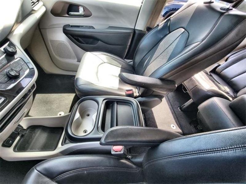 2018 Chrysler Pacifica Touring L, available for sale in New Britain, Connecticut | Prestige Auto Cars LLC. New Britain, Connecticut 2018 Chrysler Pacifica Touring L, available for sale in New Britain, Connecticut | Prestige Auto Cars LLC. New Britain, Connecticut