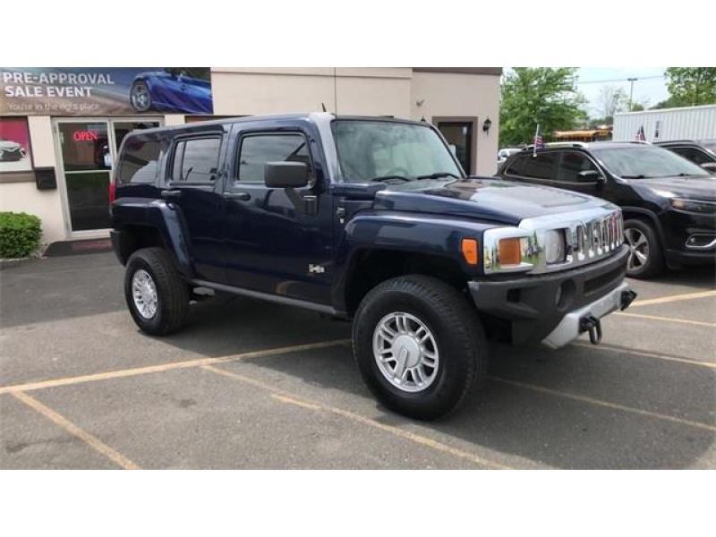 2008 Hummer H3 SUV, available for sale in New Britain, Connecticut | Prestige Auto Cars LLC. New Britain, Connecticut 2008 Hummer H3 SUV, available for sale in New Britain, Connecticut | Prestige Auto Cars LLC. New Britain, Connecticut