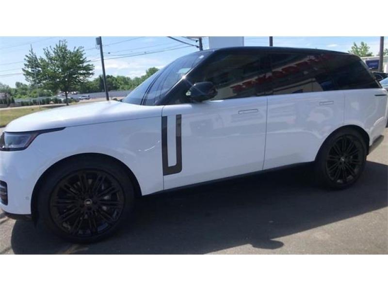 2022 Land Rover Range Rover SE, available for sale in New Britain, Connecticut | Prestige Auto Cars LLC. New Britain, Connecticut 2022 Land Rover Range Rover SE, available for sale in New Britain, Connecticut | Prestige Auto Cars LLC. New Britain, Connecticut