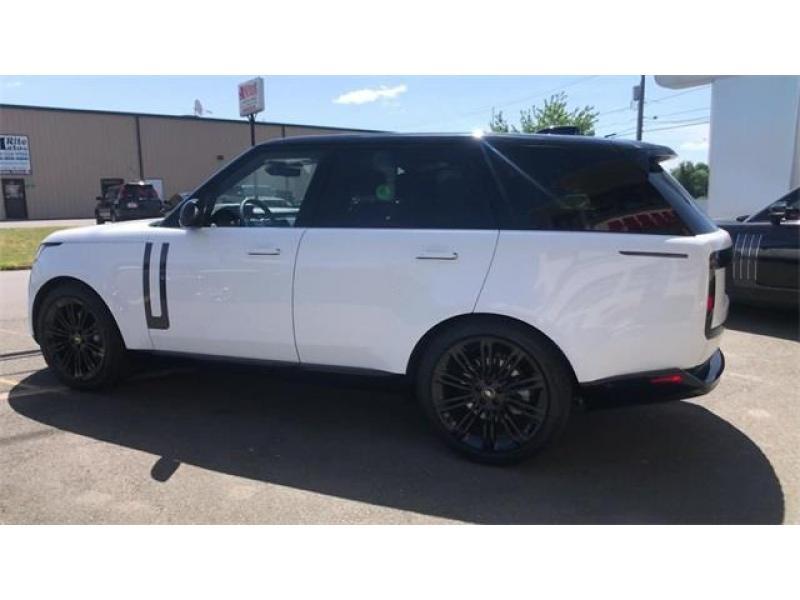 2022 Land Rover Range Rover SE, available for sale in New Britain, Connecticut | Prestige Auto Cars LLC. New Britain, Connecticut 2022 Land Rover Range Rover SE, available for sale in New Britain, Connecticut | Prestige Auto Cars LLC. New Britain, Connecticut