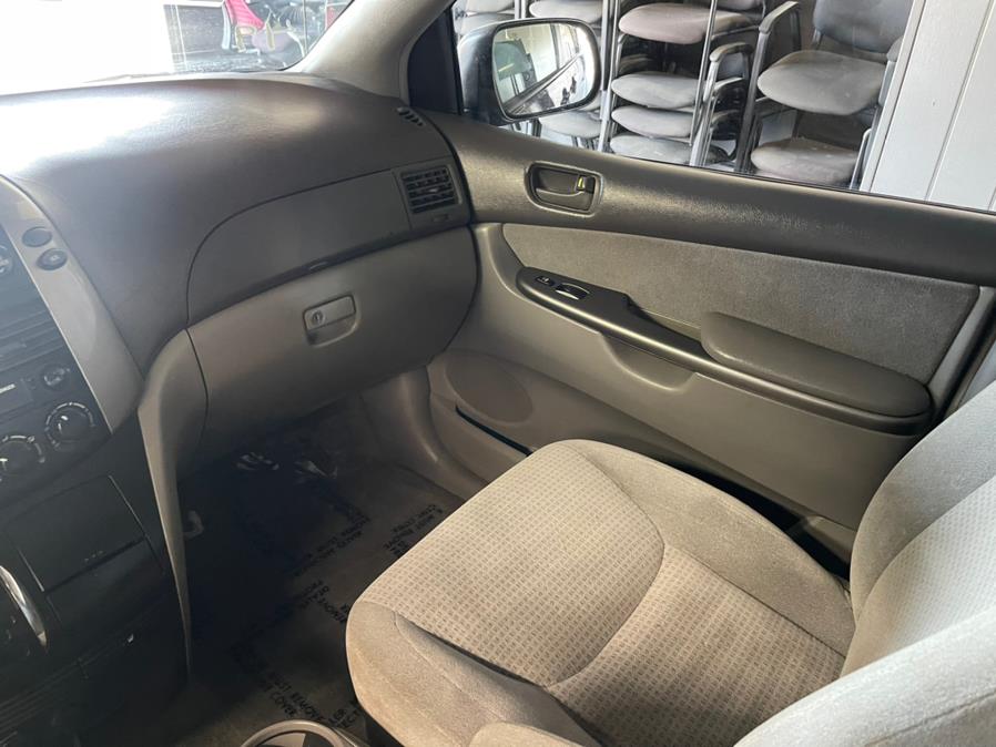 2006 Toyota Sienna 5dr CE FWD 7-Passenger (Natl), available for sale in Garden Grove, California | U Save Auto Auction. Garden Grove, California 2006 Toyota Sienna 5dr CE FWD 7-Passenger (Natl), available for sale in Garden Grove, California | U Save Auto Auction. Garden Grove, California