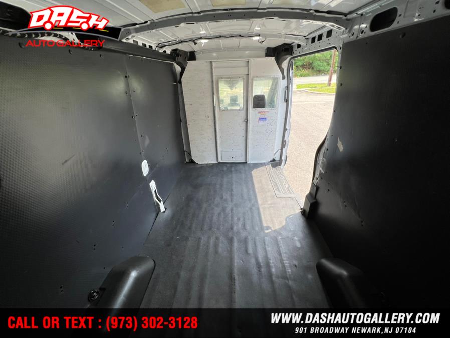 2018 Ford Transit Van T-250 148" Med Rf 9000 GVWR Sliding RH Dr, available for sale in Newark, New Jersey | Dash Auto Gallery Inc.. Newark, New Jersey 2018 Ford Transit Van T-250 148" Med Rf 9000 GVWR Sliding RH Dr, available for sale in Newark, New Jersey | Dash Auto Gallery Inc.. Newark, New Jersey
