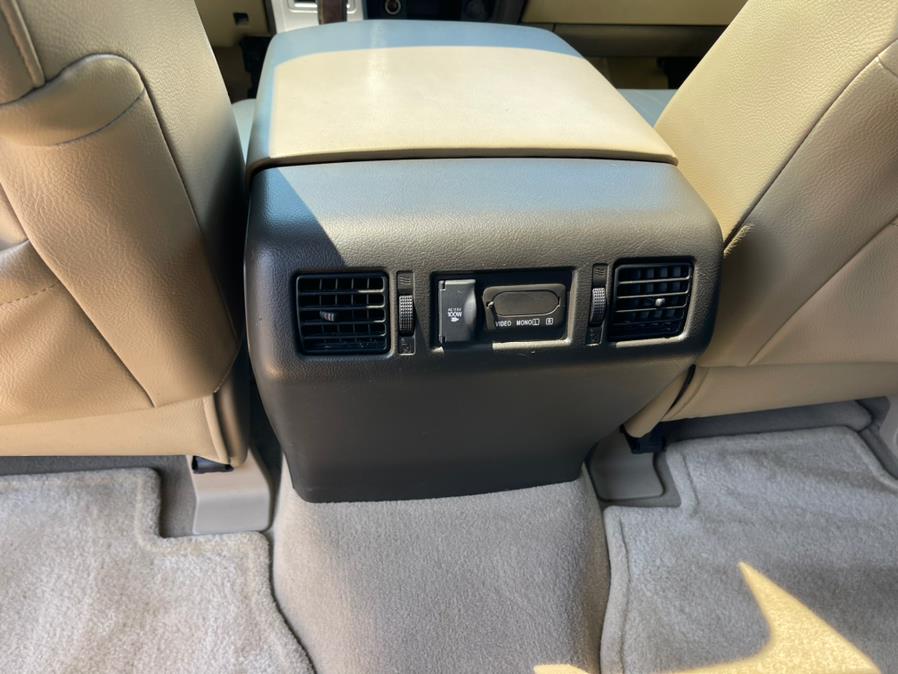 Used Toyota Tundra 4WD Truck CrewMax 5.7L V8 6-Spd AT LTD (Natl) 2010 | Mike And Tony Auto Sales, Inc. South Windsor, Connecticut Used Toyota Tundra 4WD Truck CrewMax 5.7L V8 6-Spd AT LTD (Natl) 2010 | Mike And Tony Auto Sales, Inc. South Windsor, Connecticut