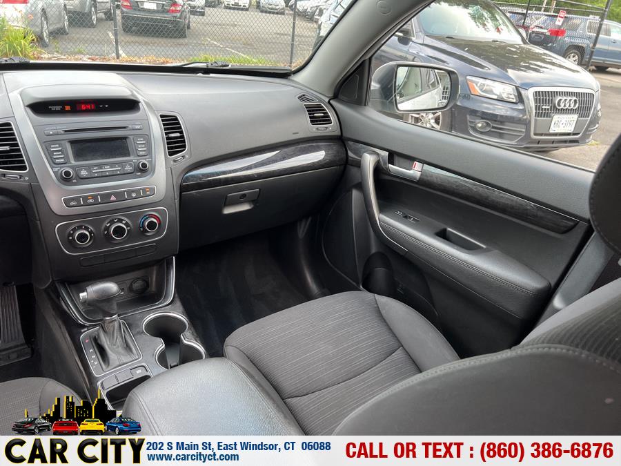 2014 Kia Sorento 2WD 4dr I4 LX, available for sale in East Windsor, Connecticut | Car City LLC. East Windsor, Connecticut 2014 Kia Sorento 2WD 4dr I4 LX, available for sale in East Windsor, Connecticut | Car City LLC. East Windsor, Connecticut