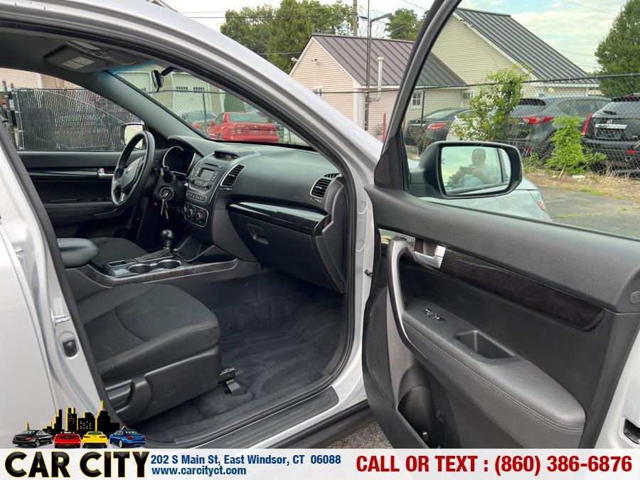 2014 Kia Sorento 2WD 4dr I4 LX, available for sale in East Windsor, Connecticut | Car City LLC. East Windsor, Connecticut 2014 Kia Sorento 2WD 4dr I4 LX, available for sale in East Windsor, Connecticut | Car City LLC. East Windsor, Connecticut