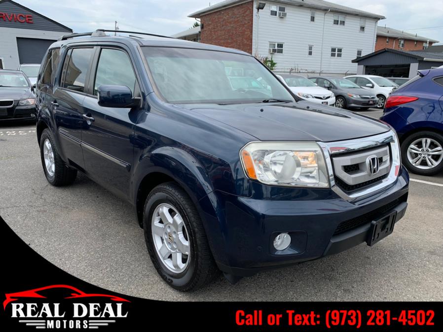 Used Honda Pilot 4WD 4dr Touring w/RES & Navi 2010 | Real Deal Motors. Lodi, New Jersey Used Honda Pilot 4WD 4dr Touring w/RES & Navi 2010 | Real Deal Motors. Lodi, New Jersey