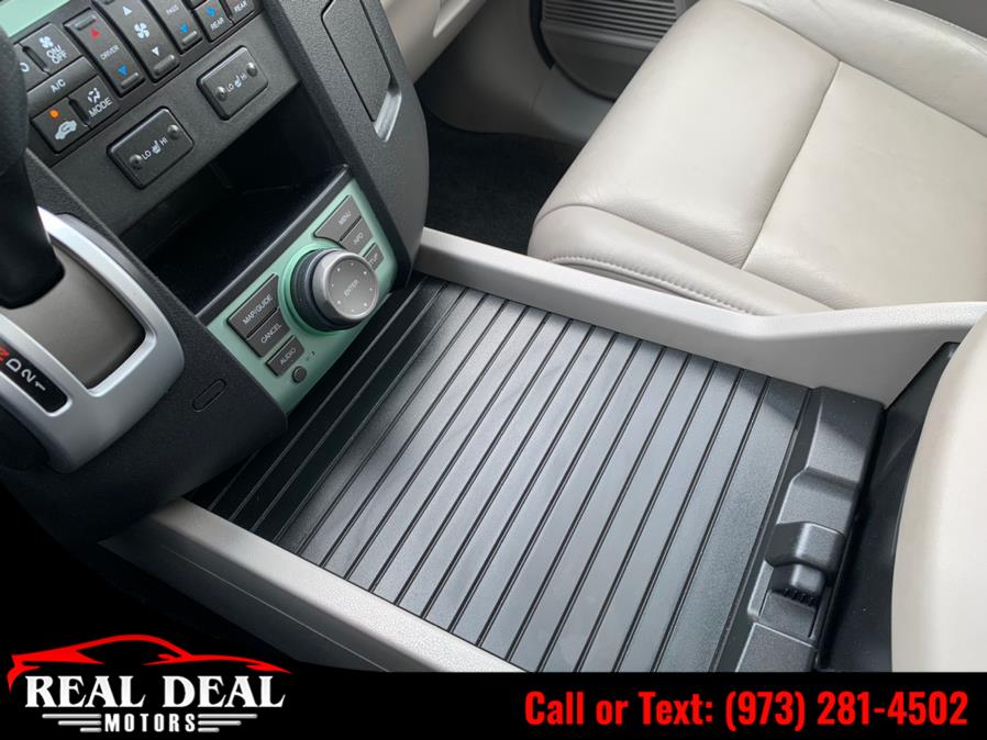 Used Honda Pilot 4WD 4dr Touring w/RES & Navi 2010 | Real Deal Motors. Lodi, New Jersey Used Honda Pilot 4WD 4dr Touring w/RES & Navi 2010 | Real Deal Motors. Lodi, New Jersey