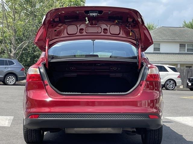 Used Ford Focus SE 2014 | Blasius of Danbury. Danbury, Connecticut Used Ford Focus SE 2014 | Blasius of Danbury. Danbury, Connecticut