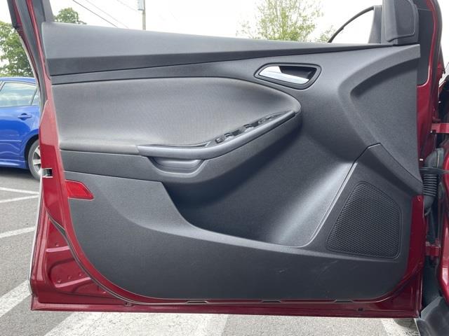 Used Ford Focus SE 2014 | Blasius of Danbury. Danbury, Connecticut Used Ford Focus SE 2014 | Blasius of Danbury. Danbury, Connecticut