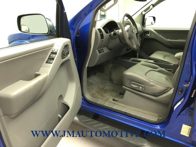 2013 Nissan Frontier 4WD Crew Cab SWB Auto SL, available for sale in Naugatuck, Connecticut | J&M Automotive Sls&Svc LLC. Naugatuck, Connecticut 2013 Nissan Frontier 4WD Crew Cab SWB Auto SL, available for sale in Naugatuck, Connecticut | J&M Automotive Sls&Svc LLC. Naugatuck, Connecticut