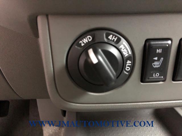 2013 Nissan Frontier 4WD Crew Cab SWB Auto SL, available for sale in Naugatuck, Connecticut | J&M Automotive Sls&Svc LLC. Naugatuck, Connecticut 2013 Nissan Frontier 4WD Crew Cab SWB Auto SL, available for sale in Naugatuck, Connecticut | J&M Automotive Sls&Svc LLC. Naugatuck, Connecticut