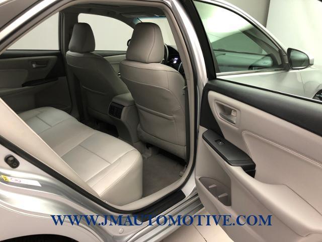2015 Toyota Camry 4dr Sdn I4 Auto XLE, available for sale in Naugatuck, Connecticut | J&M Automotive Sls&Svc LLC. Naugatuck, Connecticut 2015 Toyota Camry 4dr Sdn I4 Auto XLE, available for sale in Naugatuck, Connecticut | J&M Automotive Sls&Svc LLC. Naugatuck, Connecticut