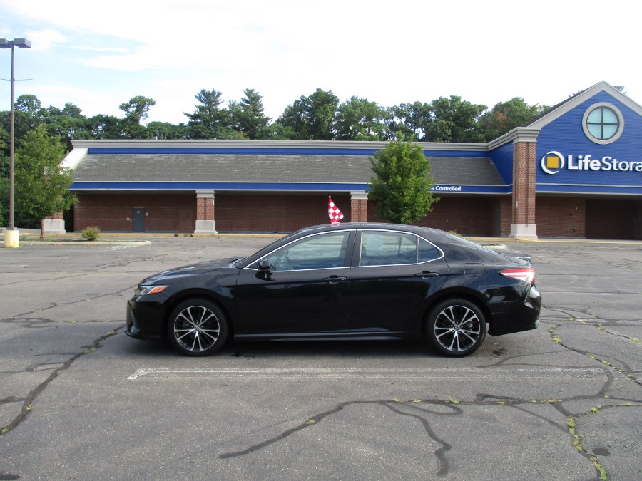 2018 Toyota Camry SE Auto (Natl), available for sale in New Britain, Connecticut | Universal Motors LLC. New Britain, Connecticut 2018 Toyota Camry SE Auto (Natl), available for sale in New Britain, Connecticut | Universal Motors LLC. New Britain, Connecticut