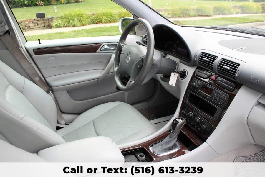 2003 Mercedes-Benz C-Class 4dr Sdn 2.6L, available for sale in Great Neck, New York | Great Neck Car Buyers & Sellers. Great Neck, New York 2003 Mercedes-Benz C-Class 4dr Sdn 2.6L, available for sale in Great Neck, New York | Great Neck Car Buyers & Sellers. Great Neck, New York