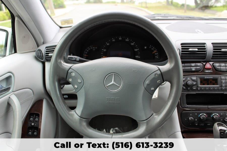 2003 Mercedes-Benz C-Class 4dr Sdn 2.6L, available for sale in Great Neck, New York | Great Neck Car Buyers & Sellers. Great Neck, New York 2003 Mercedes-Benz C-Class 4dr Sdn 2.6L, available for sale in Great Neck, New York | Great Neck Car Buyers & Sellers. Great Neck, New York