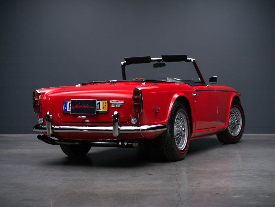 1968 Triumph TR5 PI Surrey Top, available for sale in North Salem, New York | Meccanic Shop North Inc. North Salem, New York 1968 Triumph TR5 PI Surrey Top, available for sale in North Salem, New York | Meccanic Shop North Inc. North Salem, New York