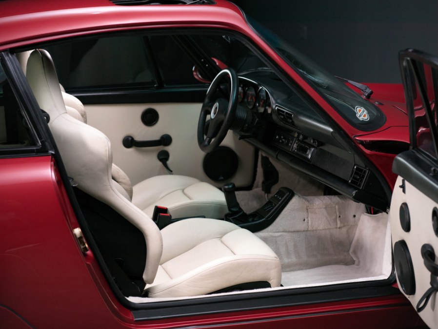 1989 Porsche 911 Carrera AWD 2dr Coupe, available for sale in North Salem, New York | Meccanic Shop North Inc. North Salem, New York 1989 Porsche 911 Carrera AWD 2dr Coupe, available for sale in North Salem, New York | Meccanic Shop North Inc. North Salem, New York