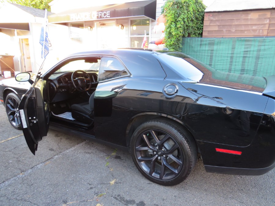 Used Dodge Challenger SXT 2021 | Road Masters II INC. Middle Village, New York Used Dodge Challenger SXT 2021 | Road Masters II INC. Middle Village, New York