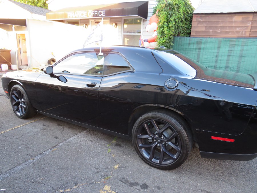 Used Dodge Challenger SXT 2021 | Road Masters II INC. Middle Village, New York Used Dodge Challenger SXT 2021 | Road Masters II INC. Middle Village, New York