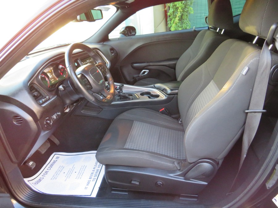 Used Dodge Challenger SXT 2021 | Road Masters II INC. Middle Village, New York Used Dodge Challenger SXT 2021 | Road Masters II INC. Middle Village, New York