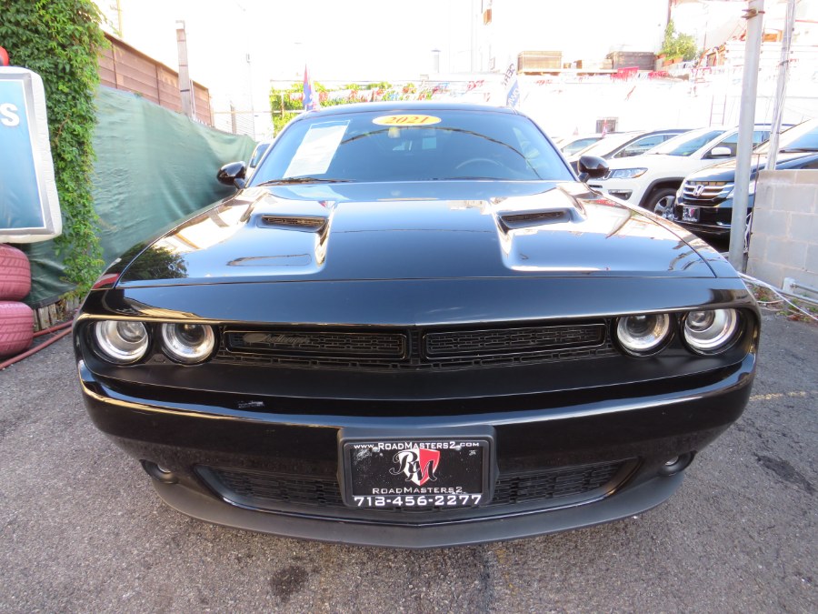 Used Dodge Challenger SXT 2021 | Road Masters II INC. Middle Village, New York Used Dodge Challenger SXT 2021 | Road Masters II INC. Middle Village, New York
