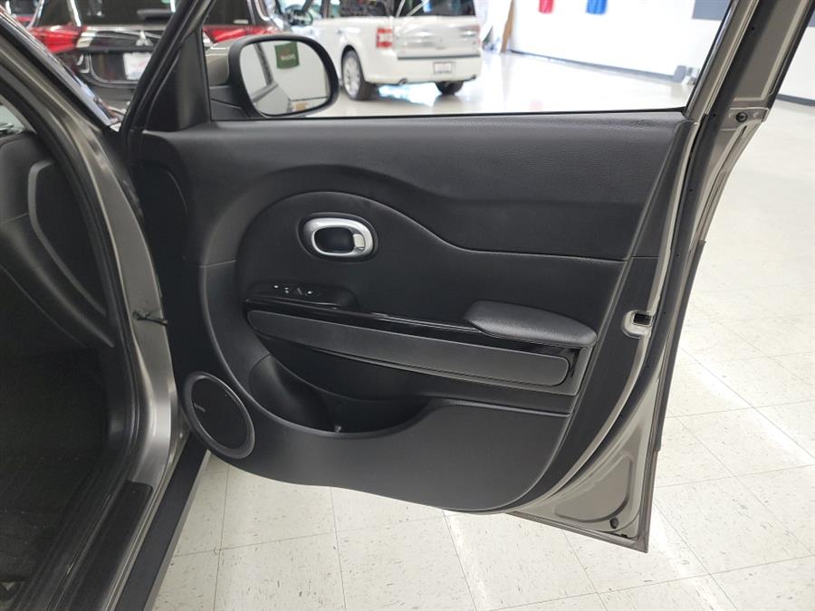 2016 Kia Soul 5dr Wgn Auto +, available for sale in West Haven, Connecticut | Auto Fair Inc.. West Haven, Connecticut 2016 Kia Soul 5dr Wgn Auto +, available for sale in West Haven, Connecticut | Auto Fair Inc.. West Haven, Connecticut