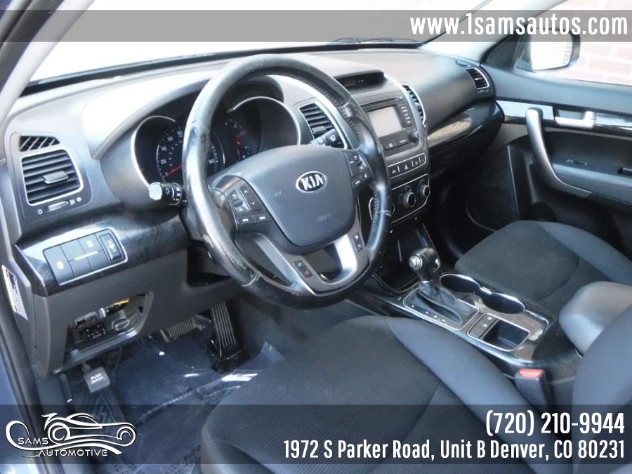 Used Kia Sorento AWD 4dr I4 LX 2015 | Sam's Automotive. Denver, Colorado Used Kia Sorento AWD 4dr I4 LX 2015 | Sam's Automotive. Denver, Colorado