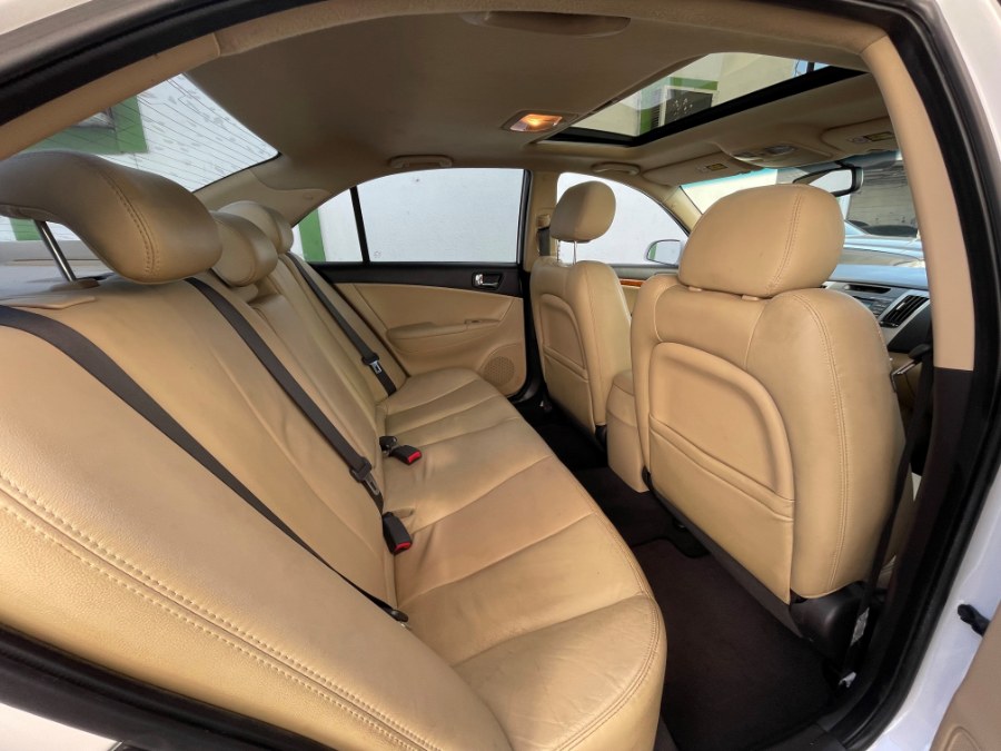 Used Hyundai Sonata 4dr Sdn V6 Auto Limited 2010 | Green Light Auto. Corona, California Used Hyundai Sonata 4dr Sdn V6 Auto Limited 2010 | Green Light Auto. Corona, California