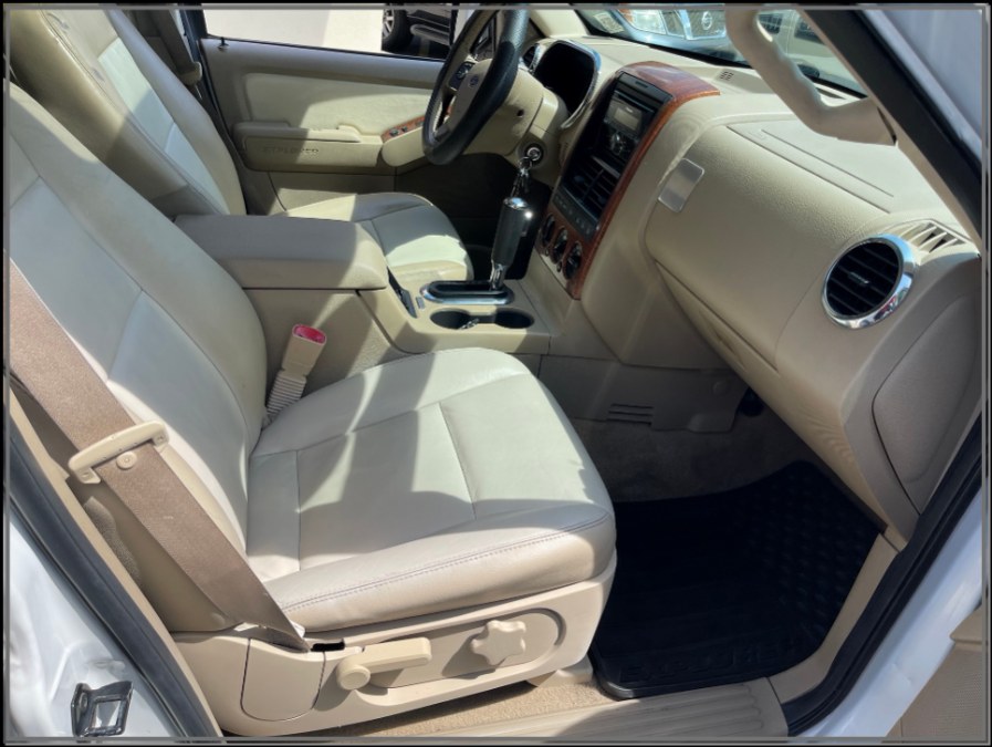 2008 Ford Explorer 4WD 4dr V6 Eddie Bauer, available for sale in Huntington Station, New York | My Auto Inc.. Huntington Station, New York 2008 Ford Explorer 4WD 4dr V6 Eddie Bauer, available for sale in Huntington Station, New York | My Auto Inc.. Huntington Station, New York