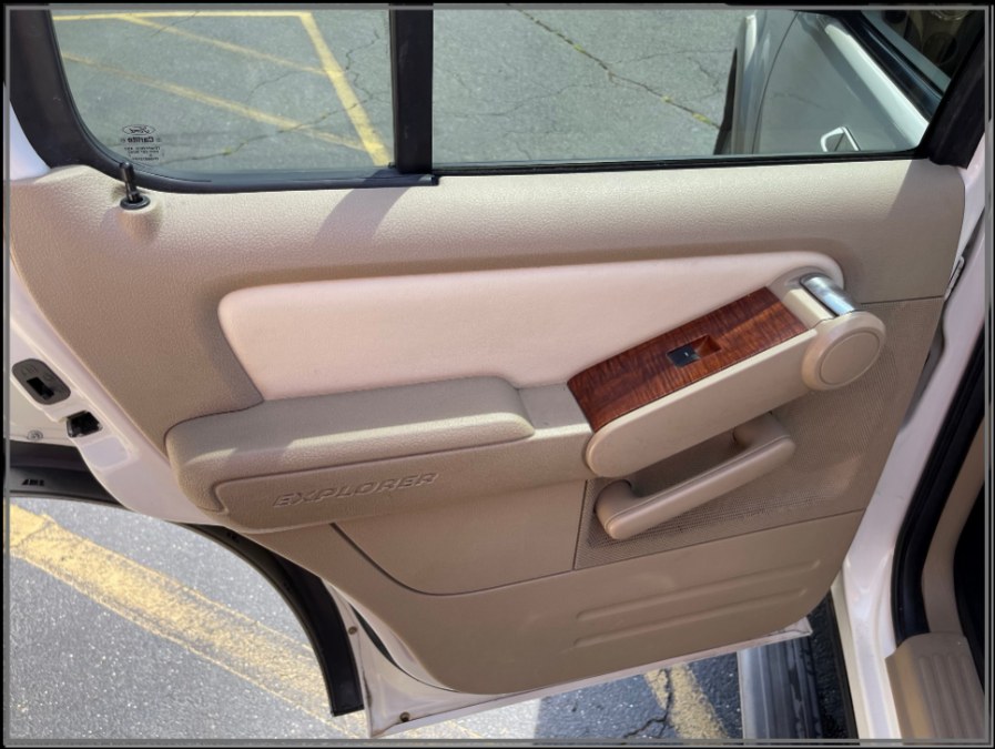 2008 Ford Explorer 4WD 4dr V6 Eddie Bauer, available for sale in Huntington Station, New York | My Auto Inc.. Huntington Station, New York 2008 Ford Explorer 4WD 4dr V6 Eddie Bauer, available for sale in Huntington Station, New York | My Auto Inc.. Huntington Station, New York