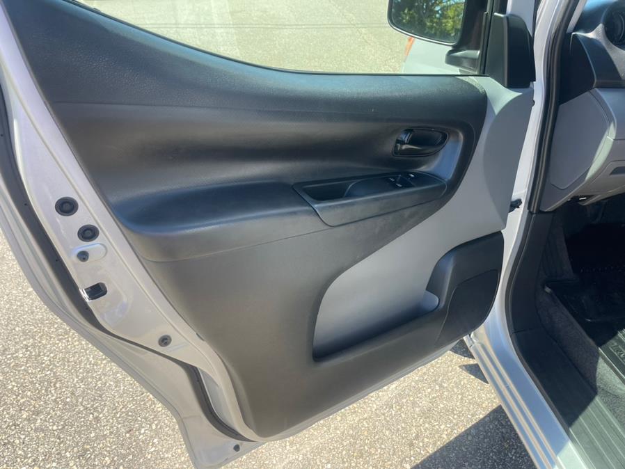 2013 Nissan NV200 I4 SV, available for sale in South Windsor, Connecticut | Mike And Tony Auto Sales, Inc. South Windsor, Connecticut 2013 Nissan NV200 I4 SV, available for sale in South Windsor, Connecticut | Mike And Tony Auto Sales, Inc. South Windsor, Connecticut