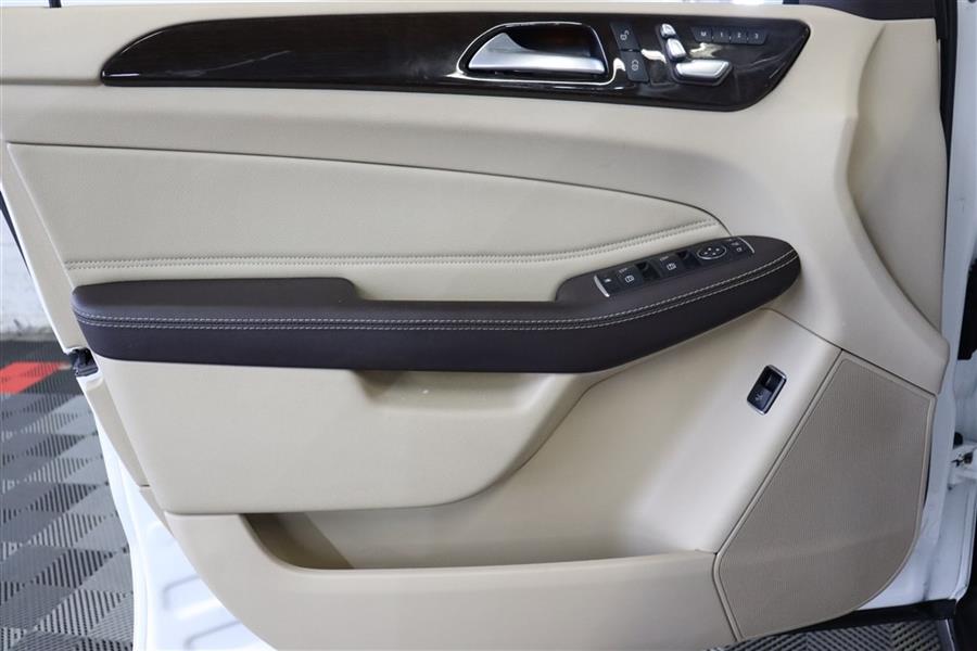 2017 Mercedes-benz Gle 350 4MATIC, available for sale in Paterson, New Jersey | Fast Track Motors. Paterson, New Jersey 2017 Mercedes-benz Gle 350 4MATIC, available for sale in Paterson, New Jersey | Fast Track Motors. Paterson, New Jersey