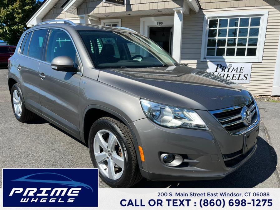 Used Volkswagen Tiguan AWD 4dr Wolfsburg 2010 | Prime Wheels. East Windsor, Connecticut Used Volkswagen Tiguan AWD 4dr Wolfsburg 2010 | Prime Wheels. East Windsor, Connecticut