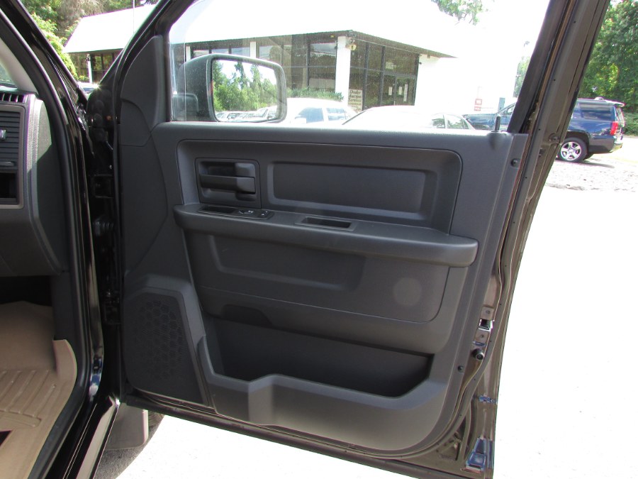 Used Ram 1500 4WD Quad Cab 140.5" ST 2012 | United Auto Sales of E Windsor, Inc. East Windsor, Connecticut Used Ram 1500 4WD Quad Cab 140.5" ST 2012 | United Auto Sales of E Windsor, Inc. East Windsor, Connecticut