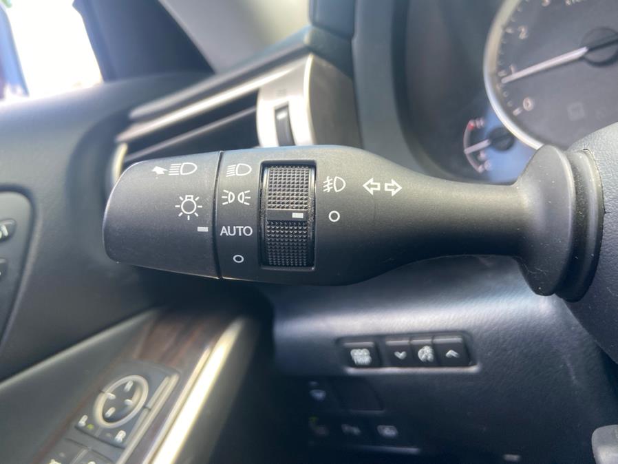 2015 Lexus IS 250 4dr Sport Sdn AWD, available for sale in Newark, New Jersey | Champion Auto Sales. Newark, New Jersey 2015 Lexus IS 250 4dr Sport Sdn AWD, available for sale in Newark, New Jersey | Champion Auto Sales. Newark, New Jersey