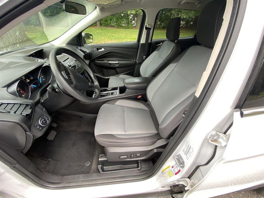 Used Ford Escape SE 4dr SUV 2018 | Camy Cars. Great Neck, New York Used Ford Escape SE 4dr SUV 2018 | Camy Cars. Great Neck, New York