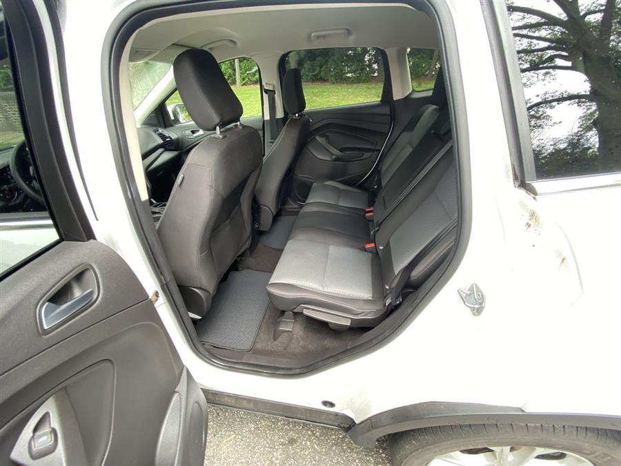 Used Ford Escape SE 4dr SUV 2018 | Camy Cars. Great Neck, New York Used Ford Escape SE 4dr SUV 2018 | Camy Cars. Great Neck, New York