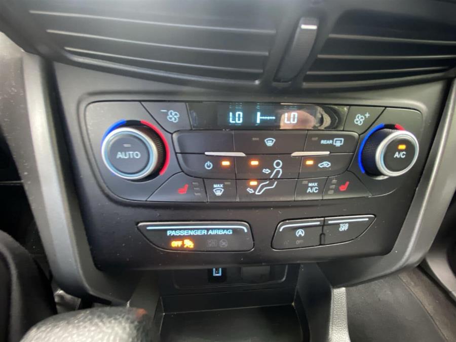 Used Ford Escape SE 4dr SUV 2018 | Camy Cars. Great Neck, New York Used Ford Escape SE 4dr SUV 2018 | Camy Cars. Great Neck, New York
