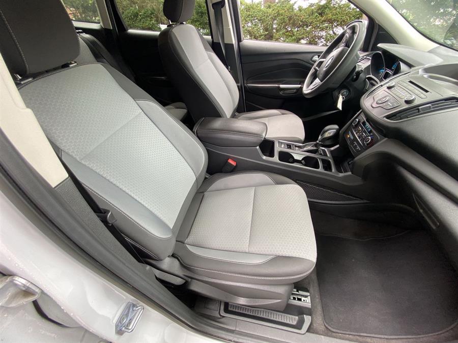 Used Ford Escape SE 4dr SUV 2018 | Camy Cars. Great Neck, New York Used Ford Escape SE 4dr SUV 2018 | Camy Cars. Great Neck, New York