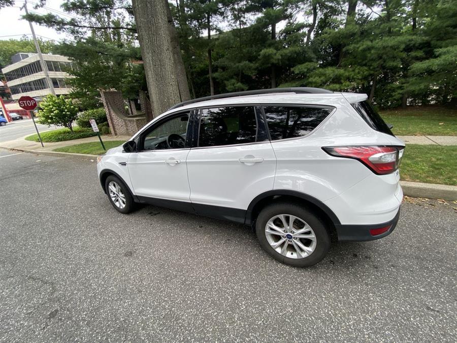 Used Ford Escape SE 4dr SUV 2018 | Camy Cars. Great Neck, New York Used Ford Escape SE 4dr SUV 2018 | Camy Cars. Great Neck, New York