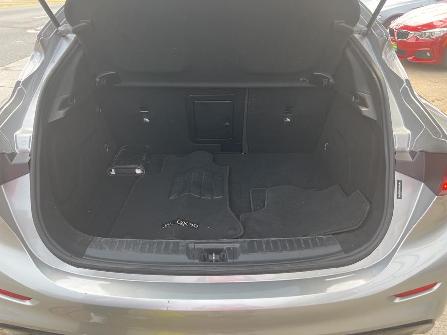 2017 INFINITI QX30 Luxury, available for sale in Jamaica, New York | Sylhet Motors Inc.. Jamaica, New York 2017 INFINITI QX30 Luxury, available for sale in Jamaica, New York | Sylhet Motors Inc.. Jamaica, New York